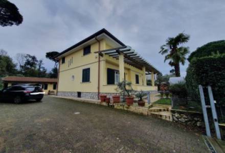 Luxury villa with annexe - Marina di Pietrasanta