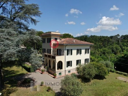 Villa Storica con giardino vicino a Lucca