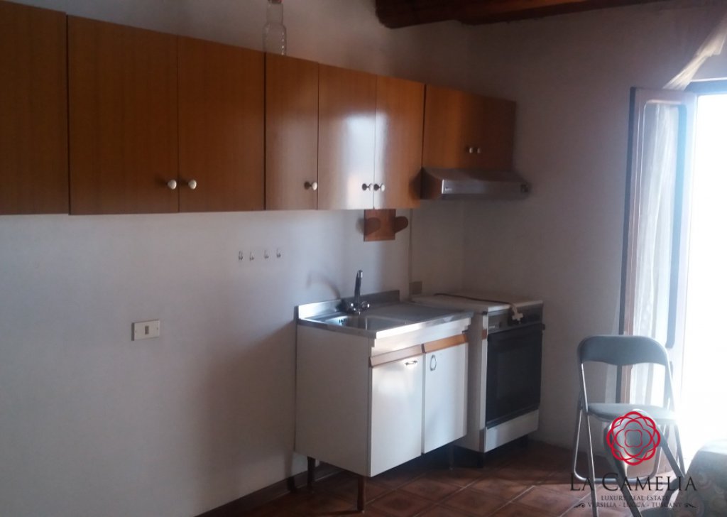 Semi-detached Home for sale  100 sqm, Morrone del Sannio, locality Castello