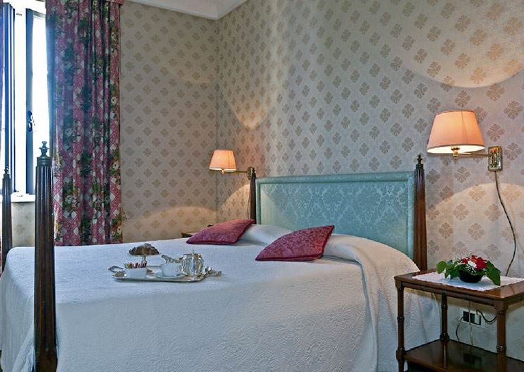 Sale Agriturism / B&B Lucca - Boutique Hotel with restaurant for sale - 5 star- 10 suites -Lucca Locality 