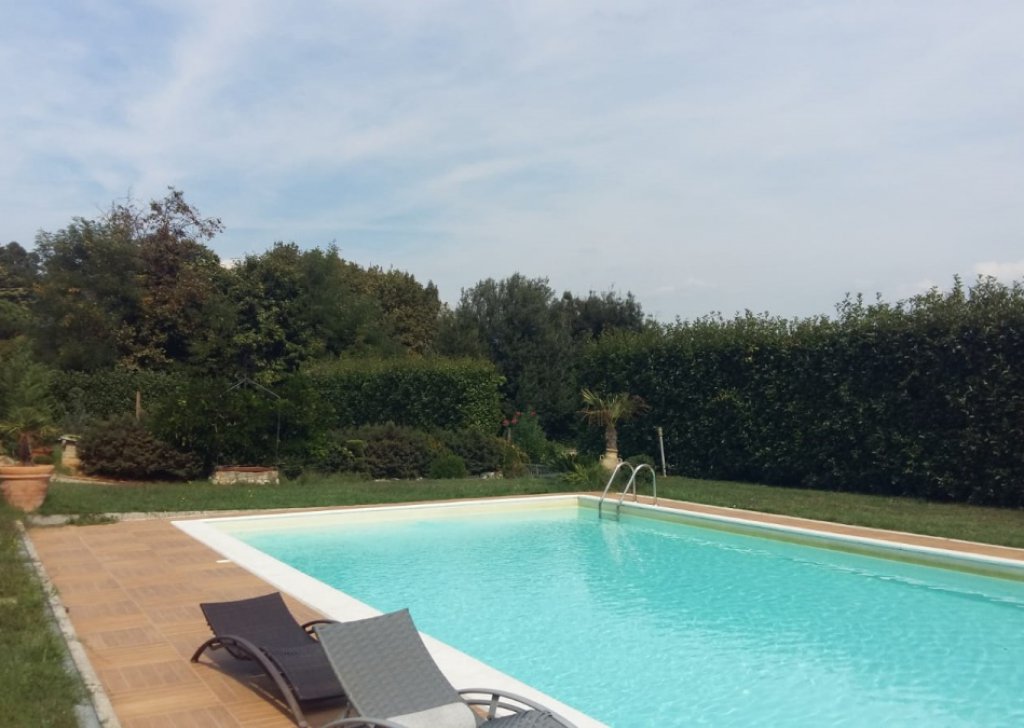 Sale Villa Lucca - Country villa with swimming pool  - Lucca countryside Locality 
