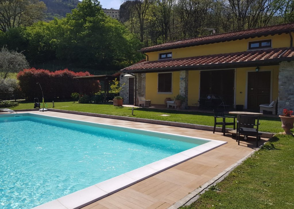 Sale Villa Lucca - Country villa with swimming pool  - Lucca countryside Locality 