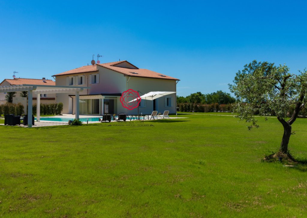 Vendita Villa  Monsummano Terme - Villa Moderna con tutti i comfort e spa Località Monsummano Terme